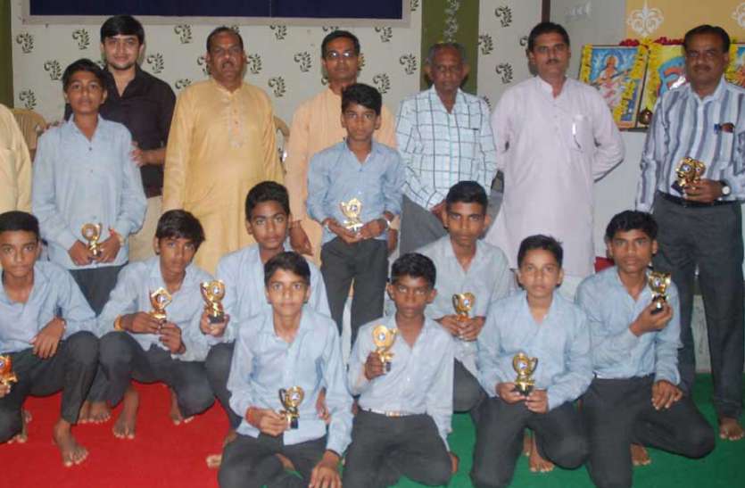 The need to revive traditional games पारम्परिक खेलों को फिर से जीवित करने की आवश्यकता