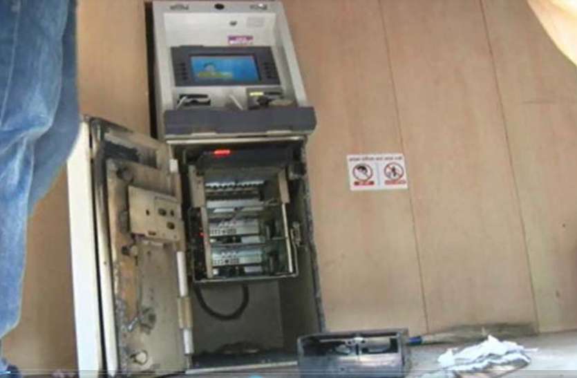 noida ATM से ऐसे चुरा लिए 1.17 करोड़ रुपये, राज खुला तो बैंक अधिकारी भी रह गए हैरान