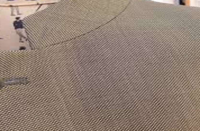 unique jacket of india किसानों का कमाल, बनाए केले के जेकेट, अमेरिका-कनाडा तक मची धूम