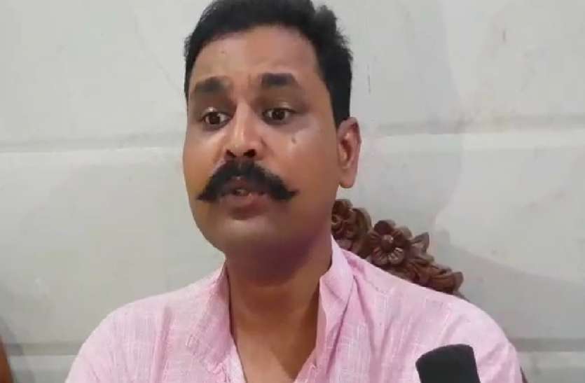 BJP MP भाजपा सांसद का बड़ा बयान, बोले-पुरुष भी हो रहे अत्याचार का शिकार