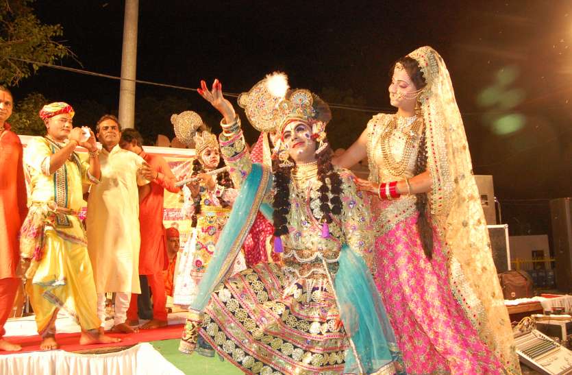 Krishna Janmashtami Festival भक्ति संगीत संध्या : श्याम सलोने मुरली वाले तेरे कितने नाम...