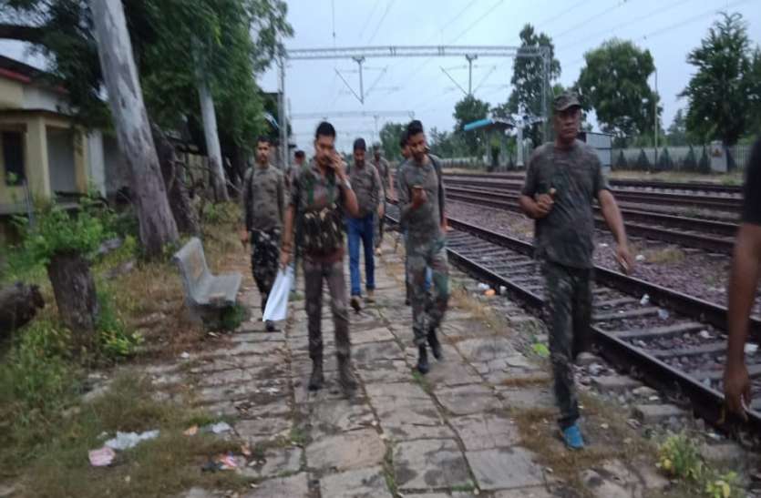 chitrakoot हाईजैक हुई गंगा-कावेरी एक्सप्रेस ट्रेन, यात्रियों में मचा हड़कम्प, किया गया जानलेवा हमला