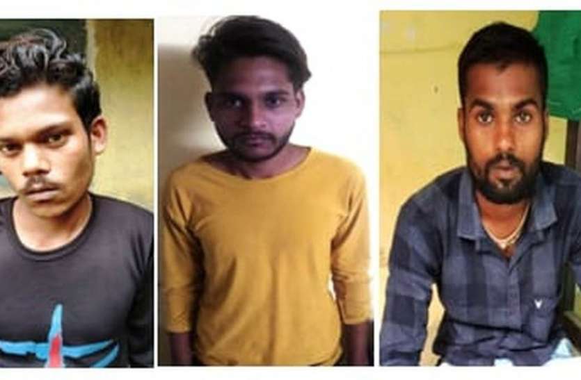 crime आरटीओ एजेंट साथियों के साथ चुरा रहा था बाइक