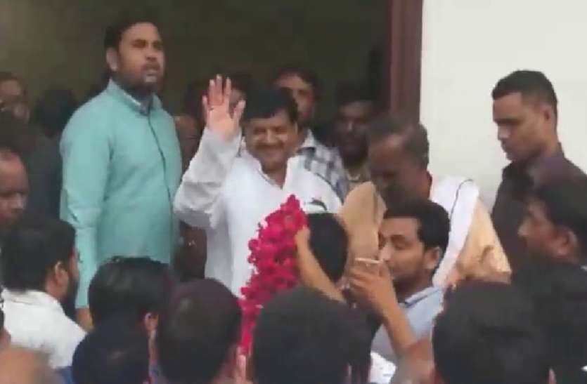 etawah शिवपाल सिंह अचानक हुए एक्टिव, इन बड़े अधिकारियों के पास पहुंचकर कर दी ये बड़ी मांग
