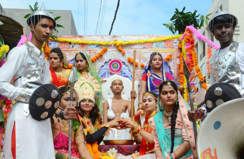 Janmashtami forbidden जय कन्हैयालाल के उद्घोषों से गूंजा शहर