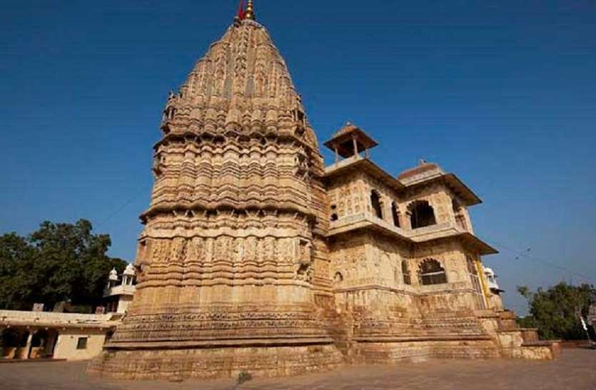 janmashtami 2018 The celebrity market decorated heritage Kashi, Girdha अनोखा रिश्ता है मथुराधीश और बूंदी के गोपाल का...