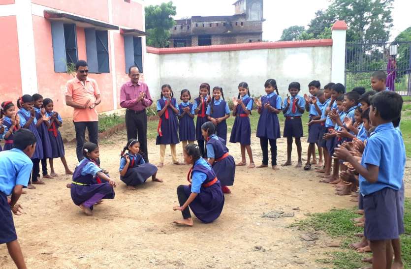 mungeli राष्ट्रीय खेल दिवस: संकुलवार खेल प्रतियोगिता आयोजित