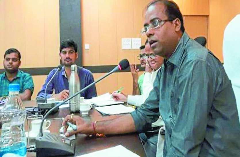 जारी हुआ वेतन वृद्धि रोकने व कारण बताओ नोटिस आखिर क्यों तीन सचिव व तकनीकी सहायकों को जारी हुआ वेतन वृद्धि रोकने व कारण बताओ नोटिस