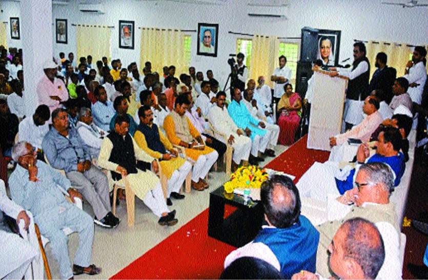 BJP is a party where the party is seen as a mother भाजपा ऐसा दल जहां पार्टी को मां के रूप में देखा जाता है, जानिए किस नेता ने कही एेसी बात