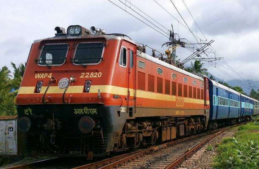 itarsi, kushinagar express, janretor yaan, bearing box अगर नजर चूक जाती तो हादसे का शिकार हो सकती थी कुशीनगर ट्रेन