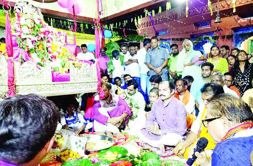 janmashtami अंचल में धूमधाम से मनाया गया श्रीकृष्ण जन्म महोत्सव