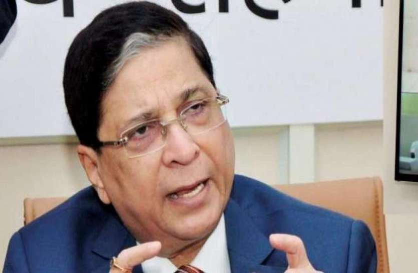 deepak mishra 19 दिन में इन चर्चित मामलों पर चीफ जस्टिस दीपक मिश्रा सुनाएंगे फैसला, 2 अक्टूबर को होंगे रिटायर