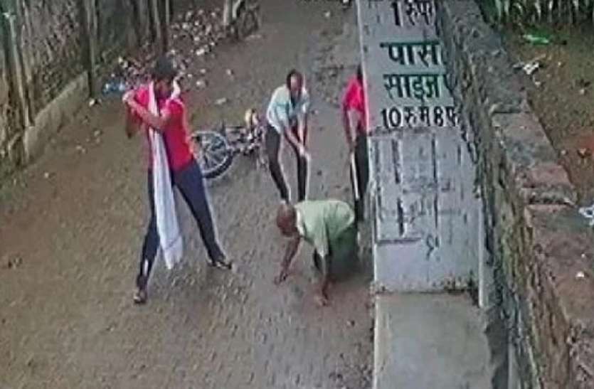 Inspector Lynching in Allahabad इलाहाबाद में रिटायर दरोगा की पीट-पीटकर हत्या, हाईकोर्ट ने खुद लिया संज्ञान, कही ये बड़ी बात