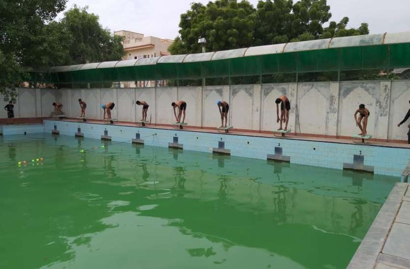swimming competition गौरव, केशव, भानु, प्रेम व भजनीता ने बाजी मारी
