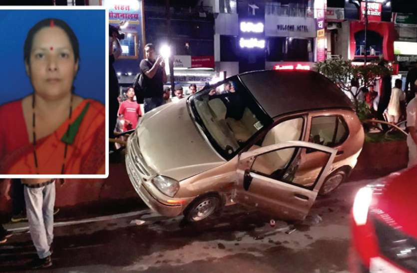 Car gave death of women Video : 14 साल के भतीजे के हाथ में थमा दी कार की चाबी, फिर हाईस्पीड में महिला को दे दी दर्दनाक मौत