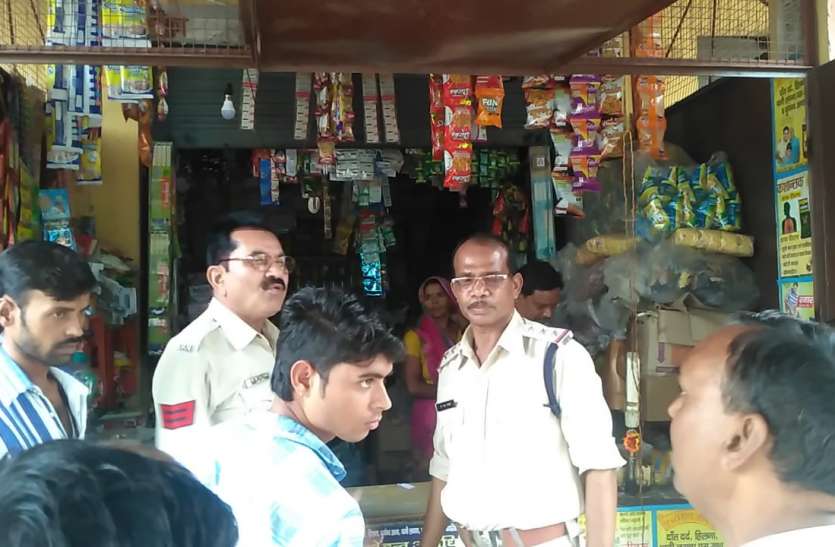 Chhatarpur एक ही रात में तीन दुकानों टूटे ताले, किराना की दुकान व गल्ला की फर्म पर हुई चोरी की वारदात