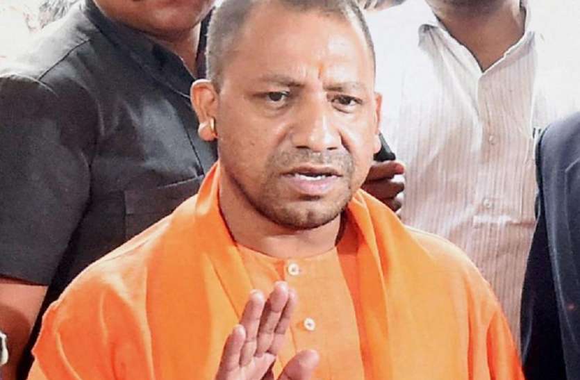 YOGI शिक्षक दिवस पर सीएम से भिक्षा मांगने से लेकर विश्वविद्यालयों के शिक्षकों को सातवां वेतनमान मिलने तक पढ़ें ये खबरें
