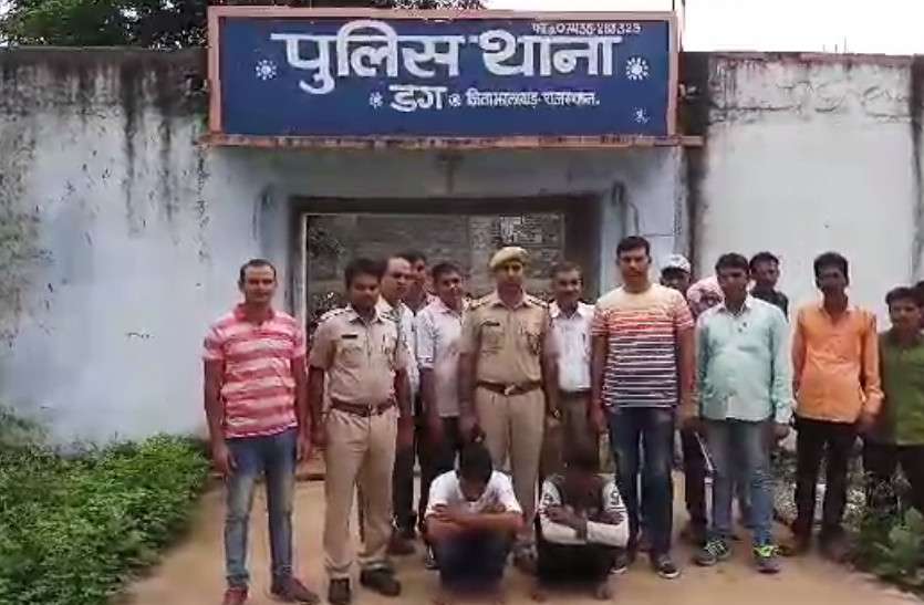 man abducted by false CBI officers, 2 arrested फर्जी सीबीआई ऑफिसर बन किया युवक का अपहरण, 2 गिरफ्तार