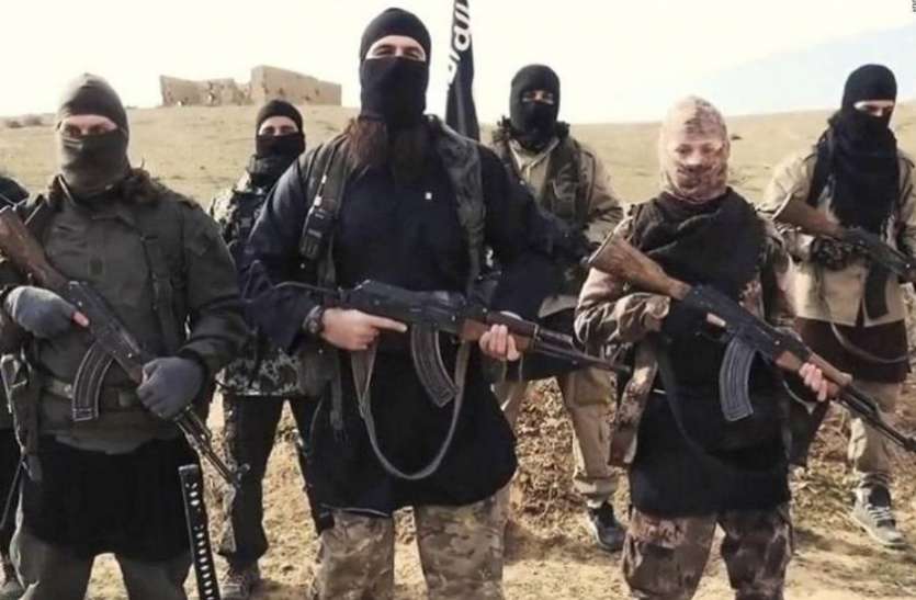 islamic state is searching for funds रूस का बड़ा खुलासा, आईएस कर रही है वैकल्पिक वित्तीय स्रोतों की तलाश