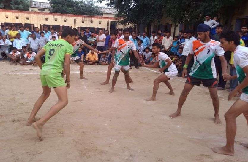 63rd District Level Kabaddi Tournament In Alwar शर्मनाक : जहां हुई अलवर जिले की सबसे बड़ी कबड्डी प्रतियोगिता, वहां की स्कूलों ने नहीं खिलाई अपनी टीमें