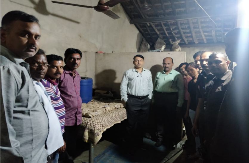 police महाराष्ट्र:विस्फोटक पदार्थों की बड़ी खेप बरामद,दो आरोपियों को पुलिस ने किया गिरफ्तार