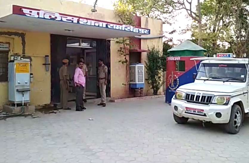 man murdered in Sri Ganganagar पुरानी रंजिश के चलते युवक की लाठियों से पीटकर हत्या, घर में घुसकर दिया वारदात को अंजाम