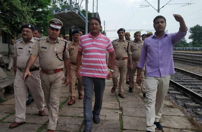 police investigation गंगा कावेरी एक्सप्रेस लूट कांड: तो पेशेवर लुटेरों ने दिया वारदात को अंजाम खाकी की तलाश जारी