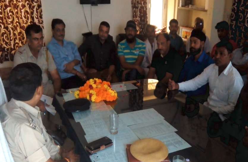 bharatpur news सड़क पर तेज बाइक चलाकर स्टंट दिखाने वालों की यूँ निकाली जाएगी हीरोपंती