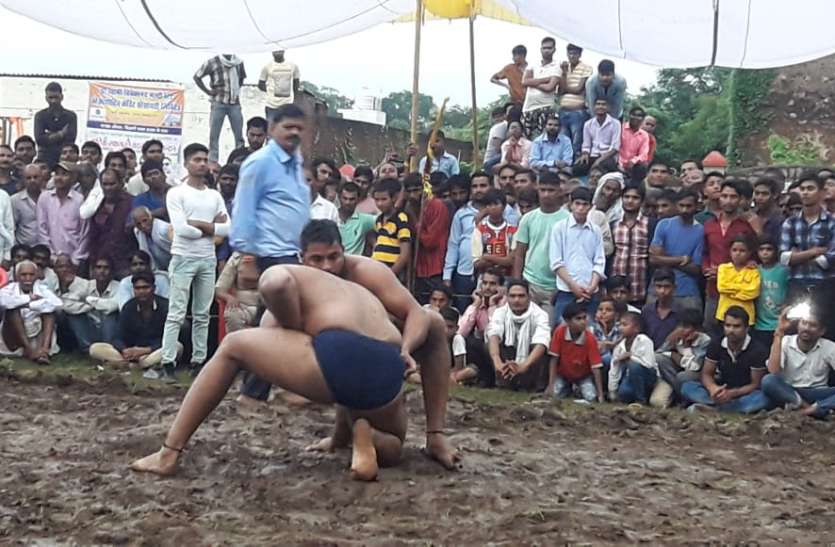 Rioting वीर हरदौल की परंपरा रहे कायम, सीएम से करेंगे सुविधाओं की मांग