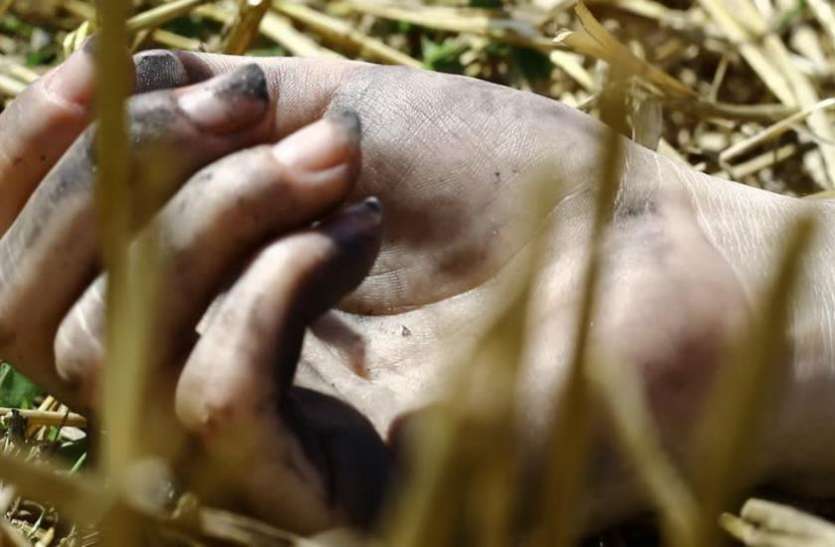 omg कब्र में घुसकर मुर्दा आैरतों से संबंध बनाता था ये नरपिशाच, एक दिन हुई ऐसी खौफनाक घटना कि...