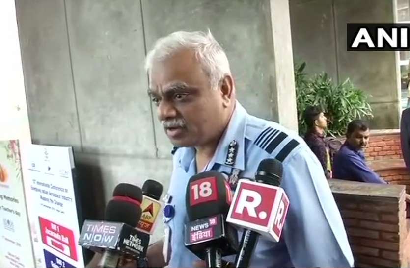 AIF उप-वायुसेना प्रमुख ने राफेल को बताया खूबसूरत, साथ ही बोले- विमान जल्दी मिलने से मतलब, चाहे ठेका निजी कंपनी को मिले