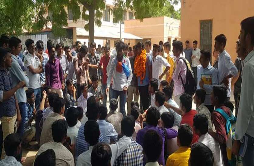 student Union elections preparations छात्रसंघ चुनाव : कैंपस में उत्साह, मतदाता तय, आज होगा नामांकन