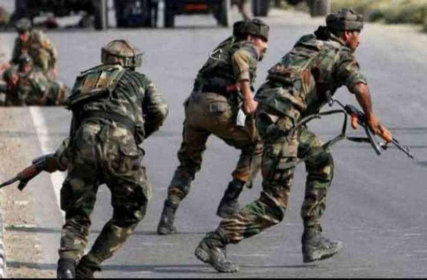indian army पुलवामा में गश्ती दल पर आतंकी हमला,एक श्रमिक घायल
