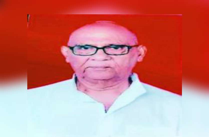 sikar news शिक्षक दिवस विशेष : पत्नी की याद में सीकर के सरकारी स्कूलों पर कर दिए 30 लाख खर्च