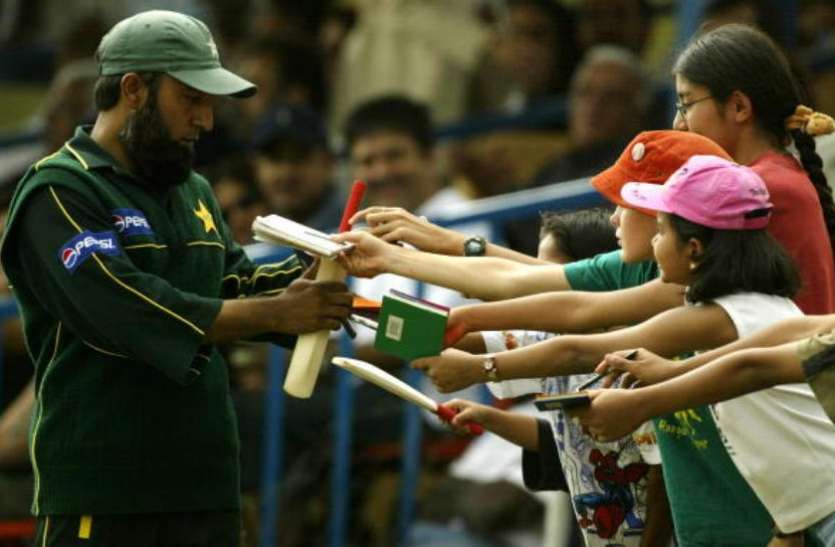 TODAY SAEED ANWAR TURN FIFTY, NEVER PLAYED TEST AFTER DOUGHTER DEATH जन्मदिन विशेष : सईद अनवर ऑफ साइड के सुल्तान जिन्होंने भारत के खिलाफ खेली थी रिकॉर्ड 194 रनों की पारी