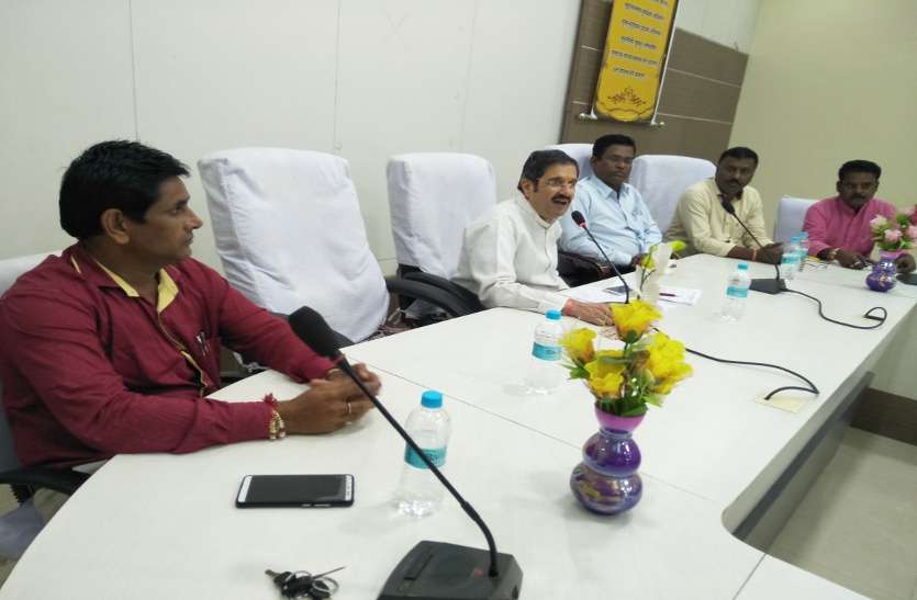 'Ready to join the party which will develop the city' 'जो पार्टी शहर का विकास करेगी उसमें शामिल होने को तैयारÓ