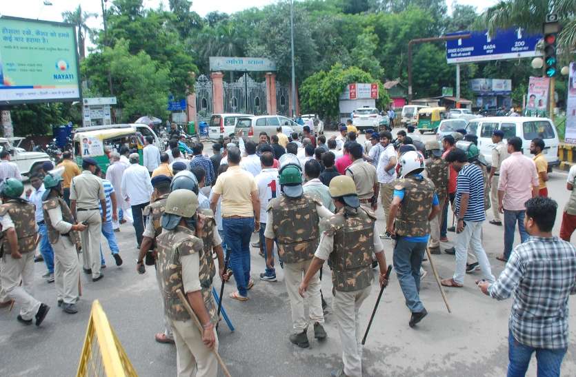 Bharat Bandh भिंड में BJP विधायक के बेटे को गिरफ्तार करने पर पथराव, ग्वालियर सहित चंबल अंचल में शांतिपूर्ण बंद,See video