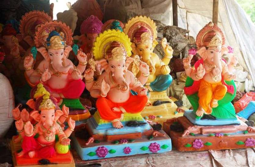 shri ganesh ji आज इन राशियों को मिलेगा शुभ समाचार! पांच पर रहेगा श्री गणेश का विशेष आशीर्वाद