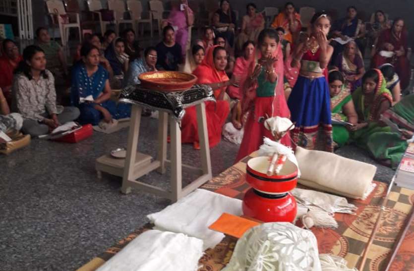 jj ‘चारों गतियों में से सिर्फ देव सम्यक दृष्टि से युक्त’