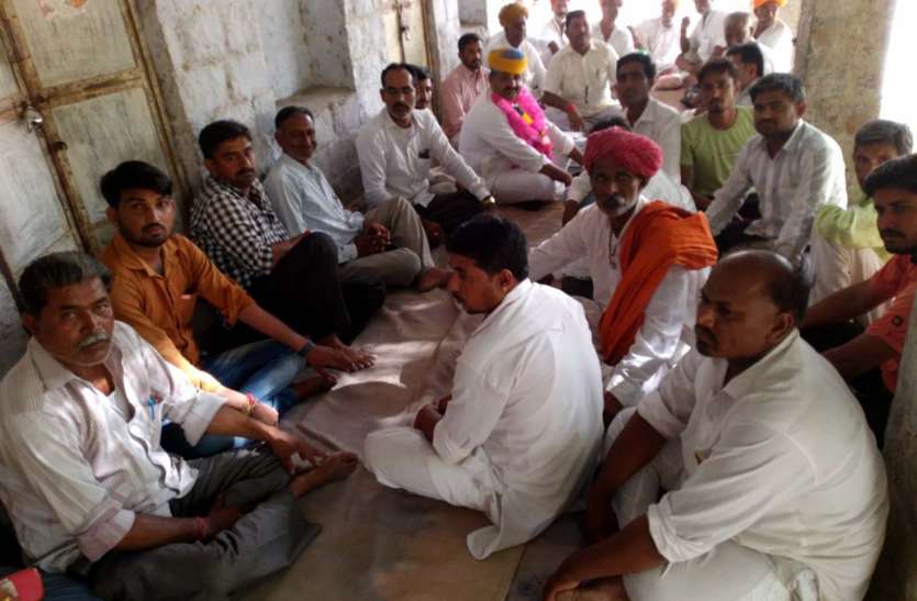 jaisalmer भाजपा बूथ सम्मेलन में योजनाओं की दी जानकारी, आगामी कार्यक्रमों पर चर्चा