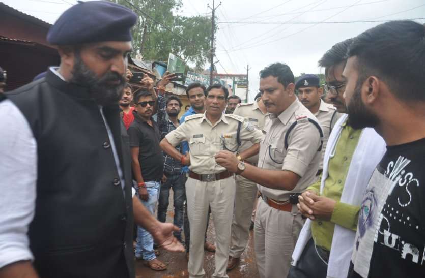bhart bhand Breaking : युवाओं ने रैली निकाल लगाए मुख्यमंत्री मुर्दाबाद नारे,प्रशासन में खलबली,See video