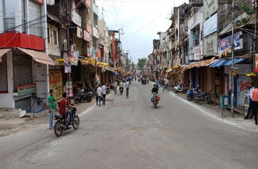 Atrocity Act एट्रोसिटी एक्ट पर सीएम ने कहा- कोई वर्ग नाराज है तो अपनी बात रखे