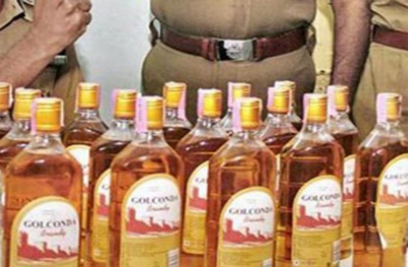 file photo पेट्रोल की तरह हरियाणा से पंजाब को हो रही है शराब की तस्करी, रोक पाने में लाचारी महसूस कर रही पंजाब पुलिस