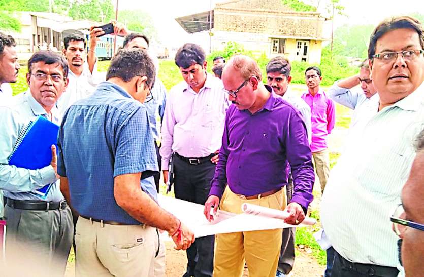 drm DRM ने इन वार्डों की लाखों वर्गफीट जमींन को बताया रेलवे का, चुनाव के बाद होगी कार्रवाई