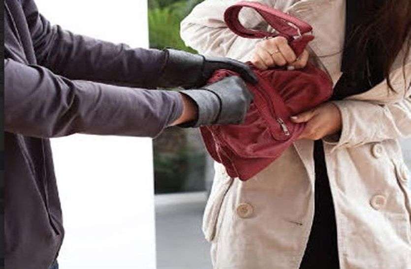 Know What Happens at Night With Women रात में क्या हुआ महिला के साथ जानिए