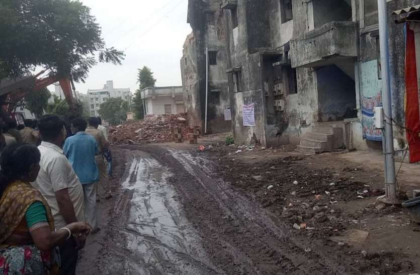 Odhav Shivam flat of will be broken all blocks ओढव के शिवम फ्लैट के तोड़े जाएंगे सभी ब्लॉक