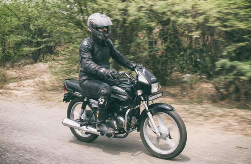 Hero Splendor Plus सिर्फ 1,382 रुपये देकर खरीद सकते हैं Hero की ये शानदार Bike, 1 लीटर में देती है 80 किमी से ज्यादा का माइलेज