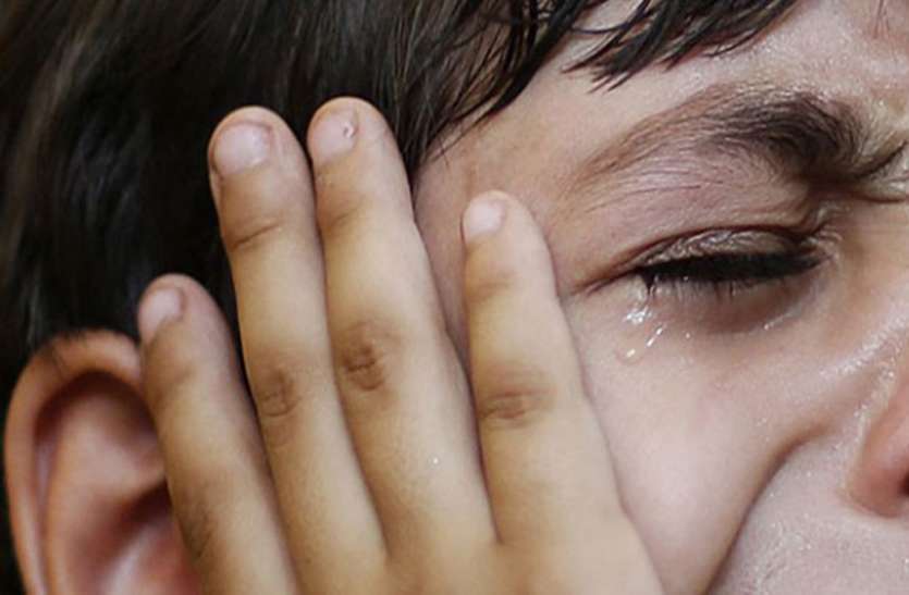 child इस पूर्व मंत्री का पोता दर्द से कराहता रहा, परिजनों ने उठाया ये बड़ा कदम