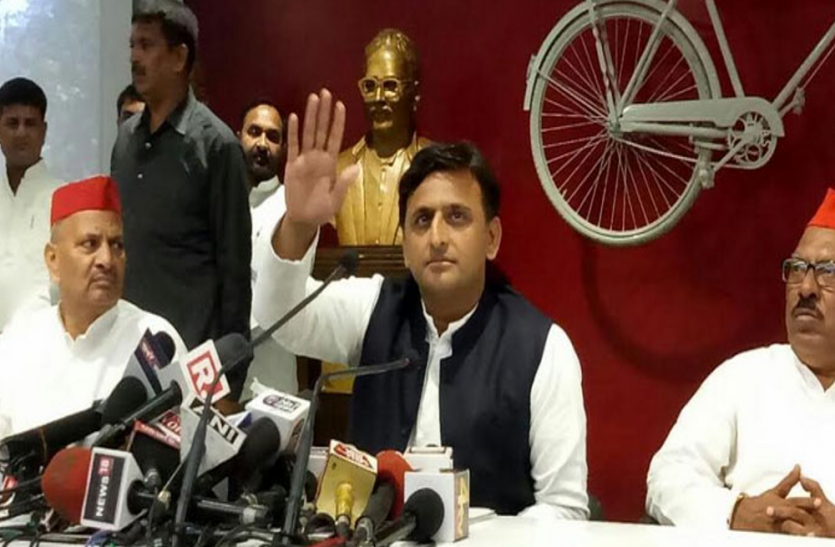 Lohia Youth Brigade supports Shivpal Singh Samajwadi Secular Morcha शिवपाल के साथ आ खड़ा हुआ सपा का ये पुराना साथी, अखिलेश यादव से तोड़ा सालों पुराना रिश्ता