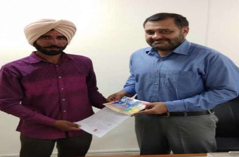 मनोज कुमार कभी जेब में नहीं रहते थे सौ रुपये, रातोंरात ऐसे पल्टी किस्मत कि एक मजदूर अब बन गया करोड़पति